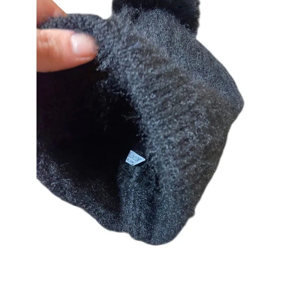 Velvet Bolt Cable Knit Beanie- Black